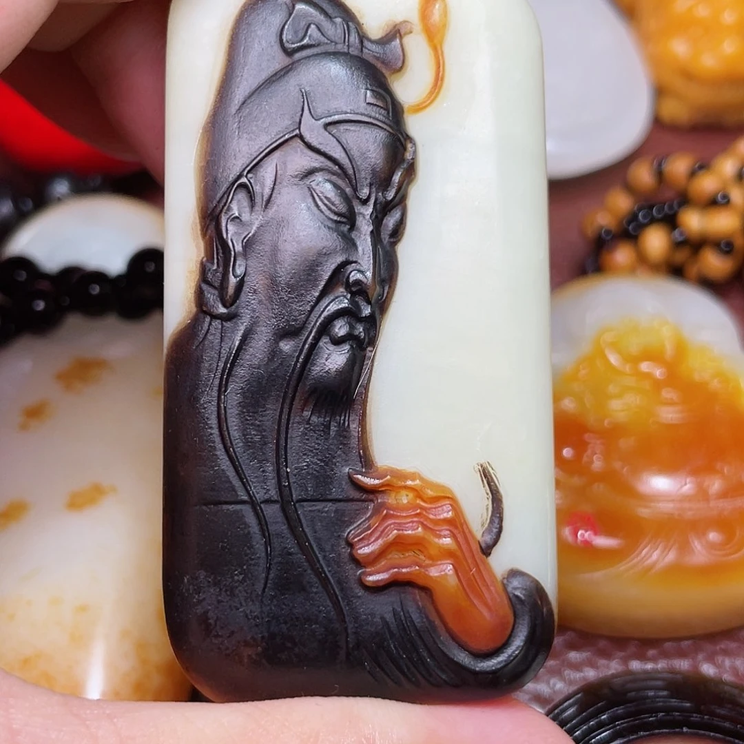 和田玉未镶嵌颈饰通**猴