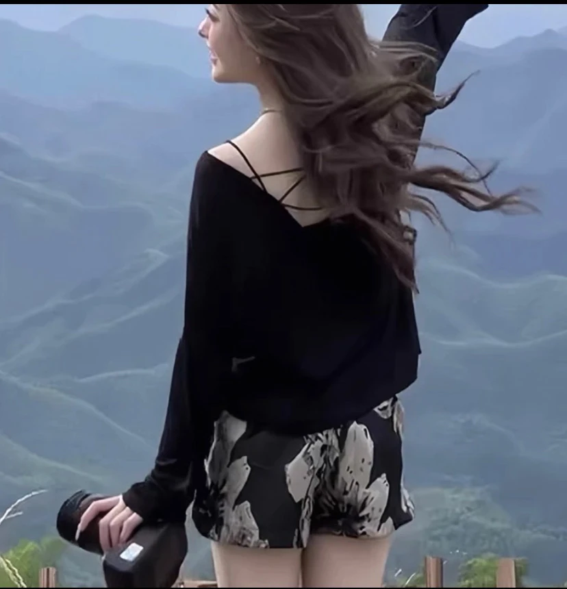 薄款长袖t恤女2025新款爆款宽松防晒罩衫后背镂空上衣设计感小众