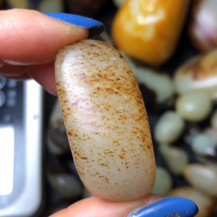 和田玉未镶嵌珠宝奇石