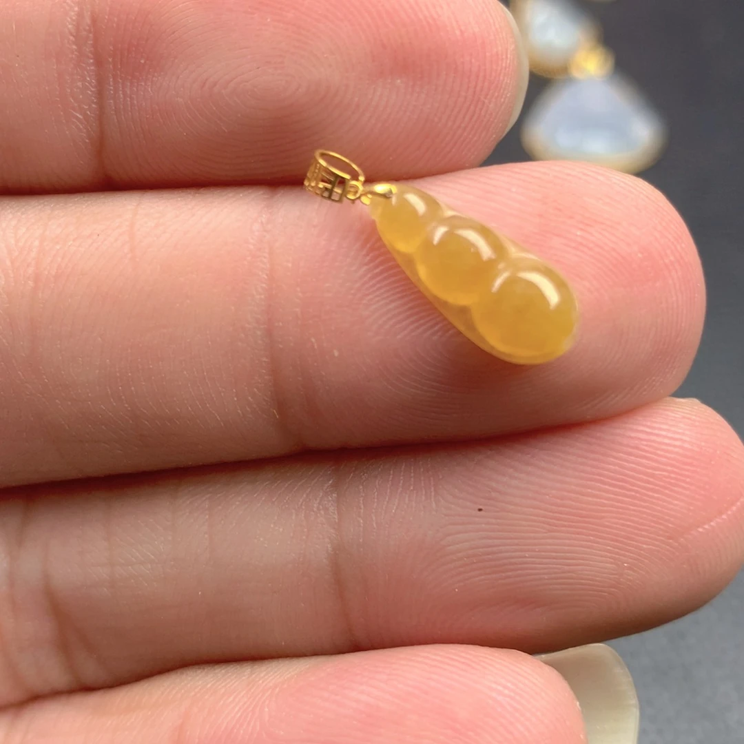 【闪购商品】颈饰18K金镶嵌翡翠翡翠