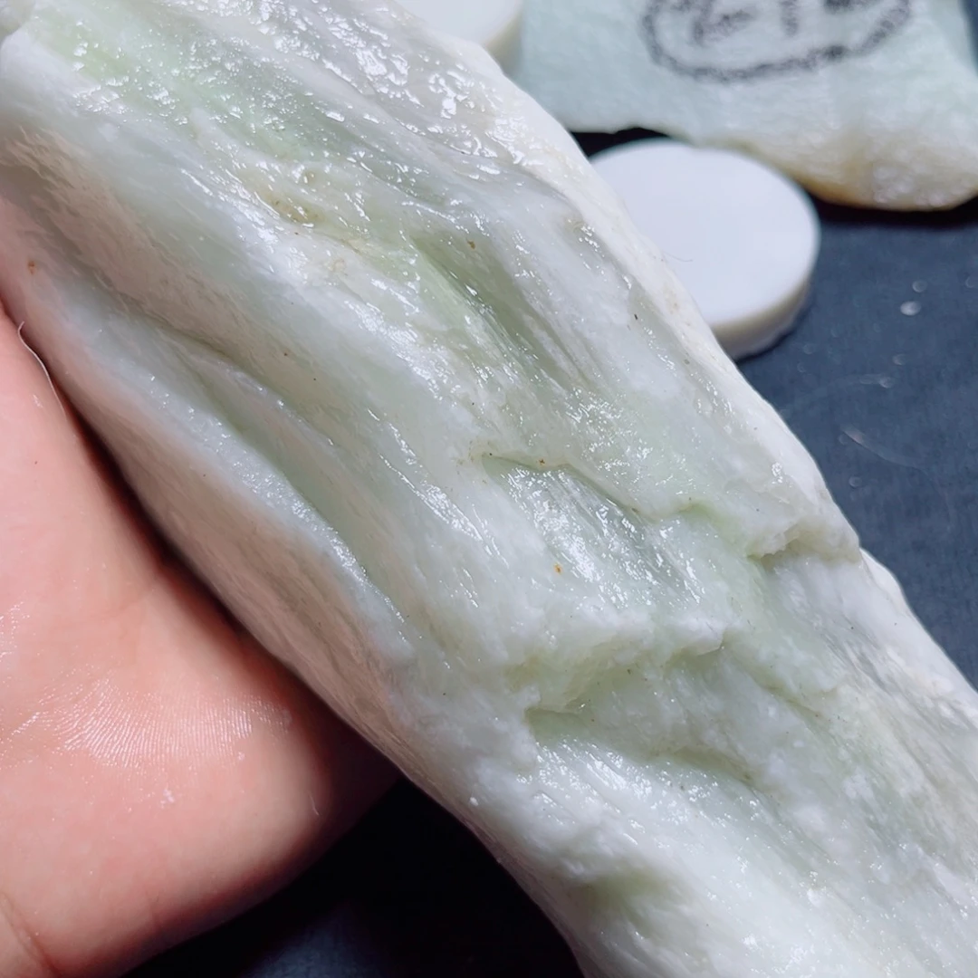 未镶嵌和田玉珠宝奇石