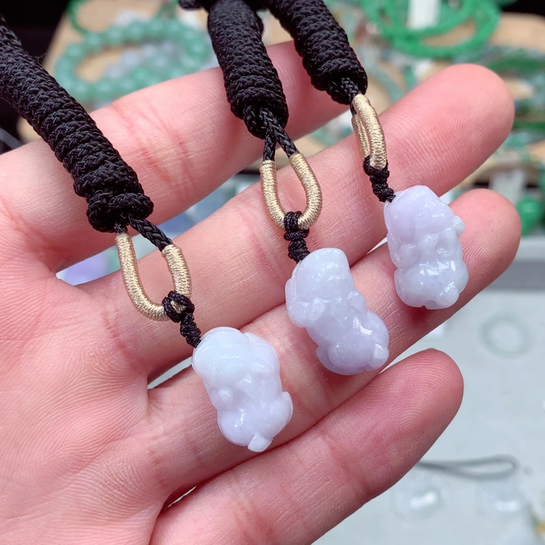 翡翠颈饰未镶嵌翡翠吊坠多样性发其一