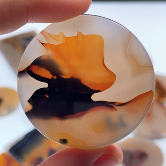 玛瑙/玉髓颈饰未镶嵌