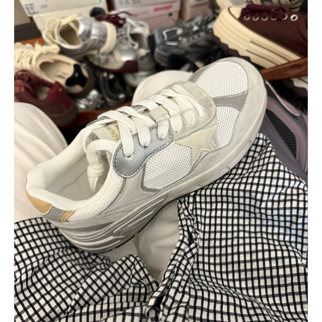 【打折商品不退换 介意勿拍 别搞事谢谢】白擦 休闲鞋J8995