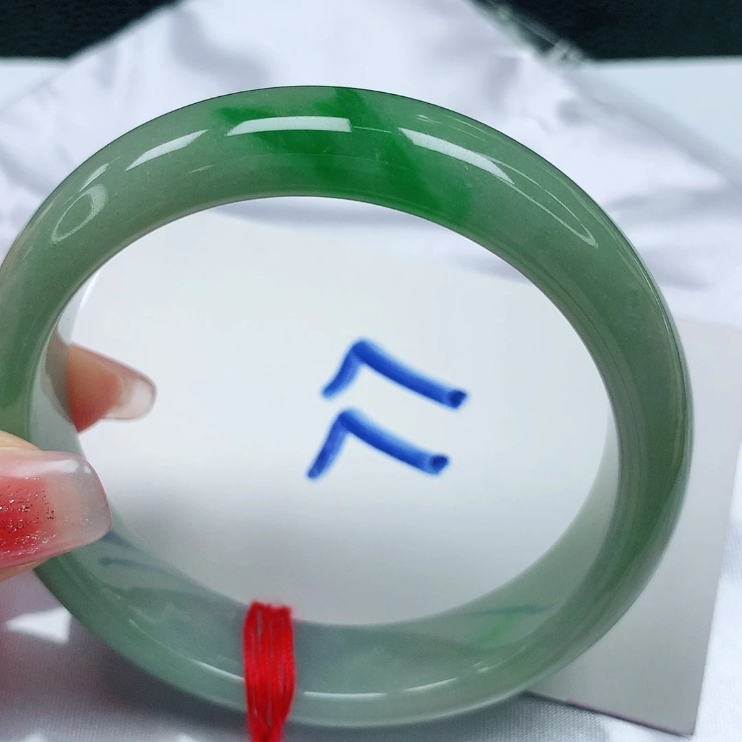 翡翠手镯未镶嵌缅甸天然a货翡翠