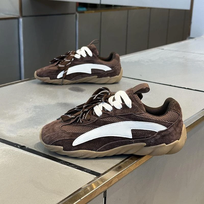 网红爆款德训鞋男秋季新款休闲运动鞋小众百搭男款磨砂皮时尚板鞋