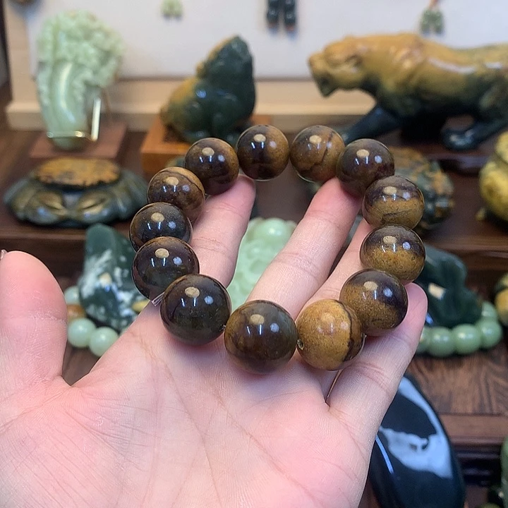 天***)岫岩河磨玉（透闪石质玉）未镶嵌把件