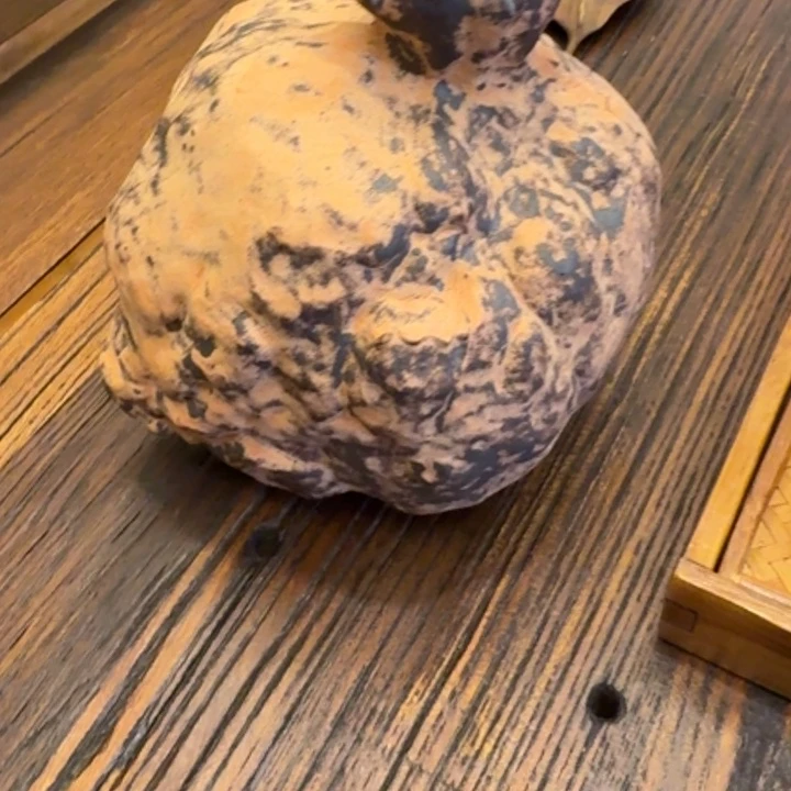 国***孩石榴花器茶具摆件