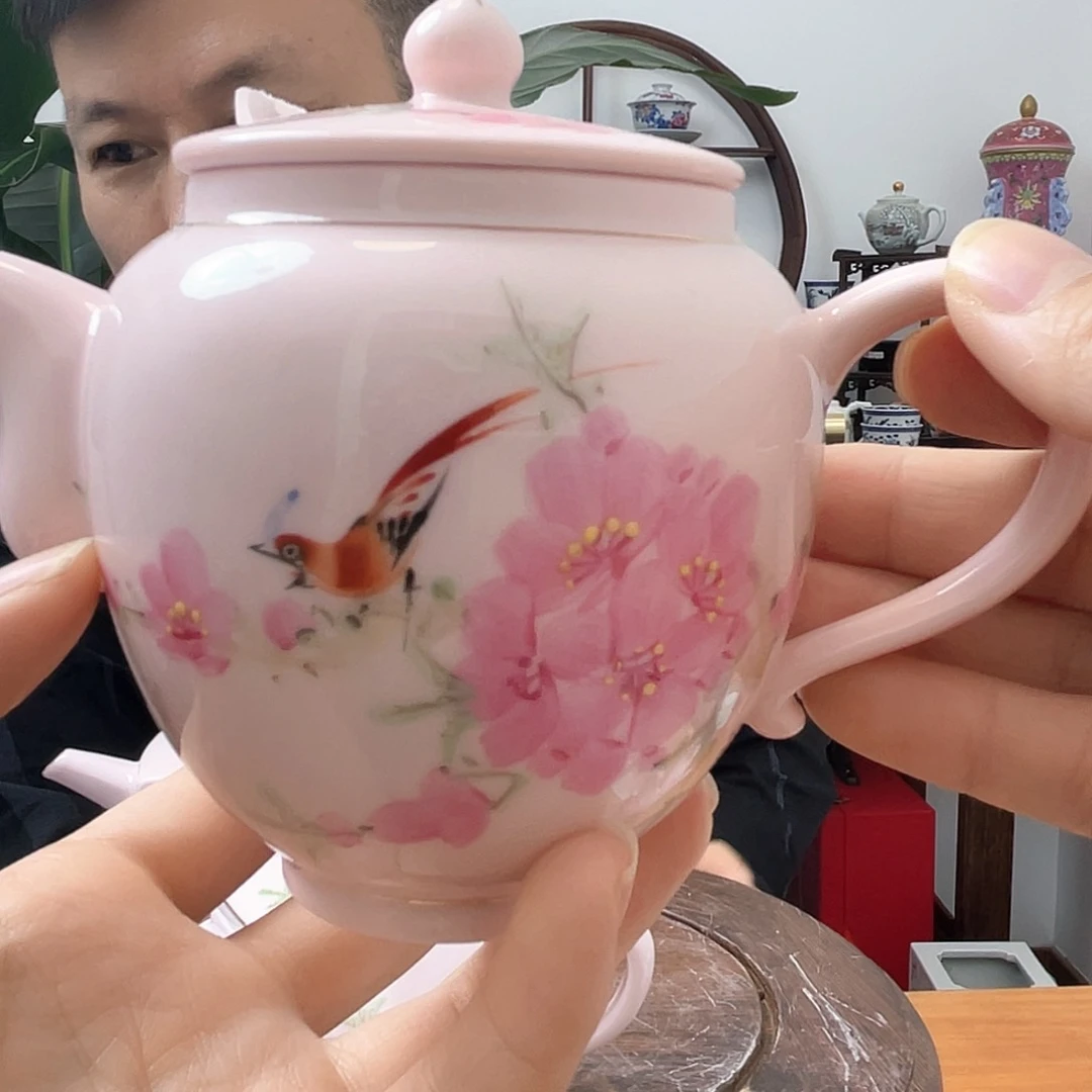 景德镇陶瓷红稀土