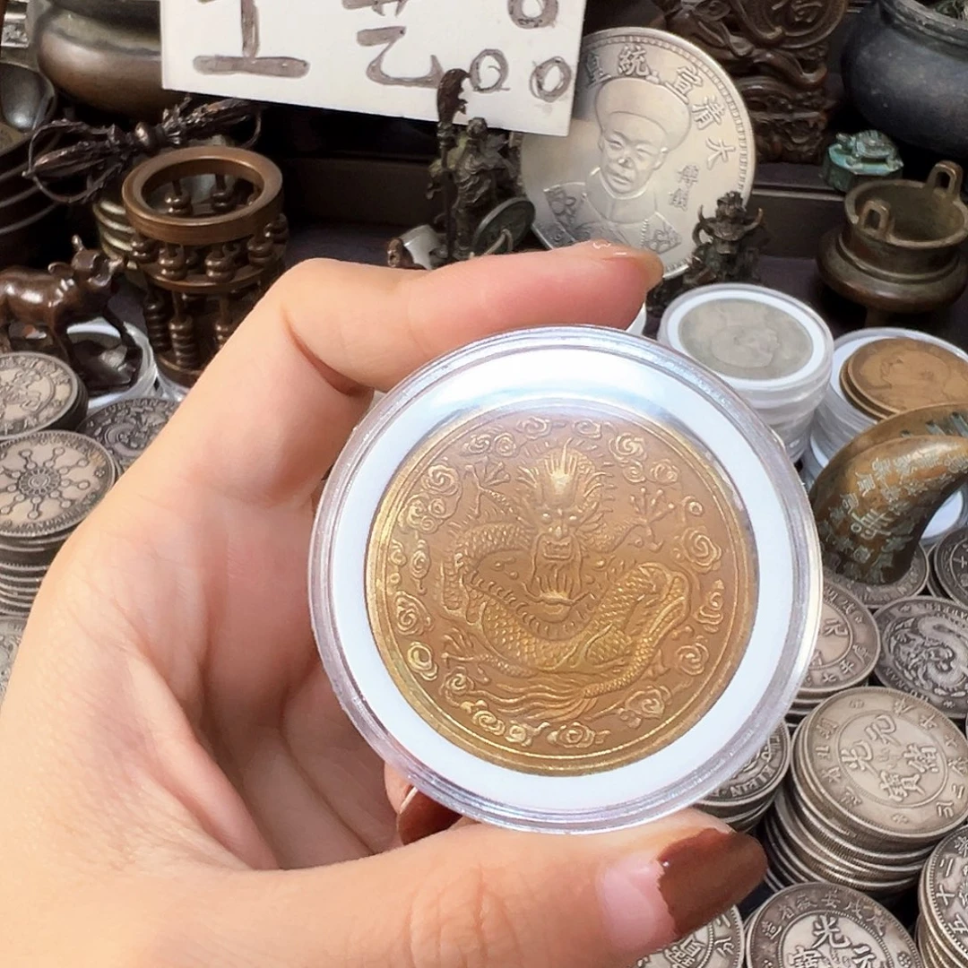 金属复古风格摆件