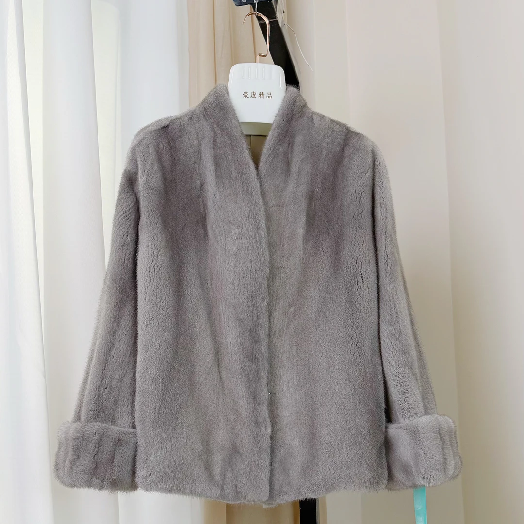 银蓝抽刀南瓜挽袖2025进口水貂皮草短二天鹅绒整貂网红直播福利