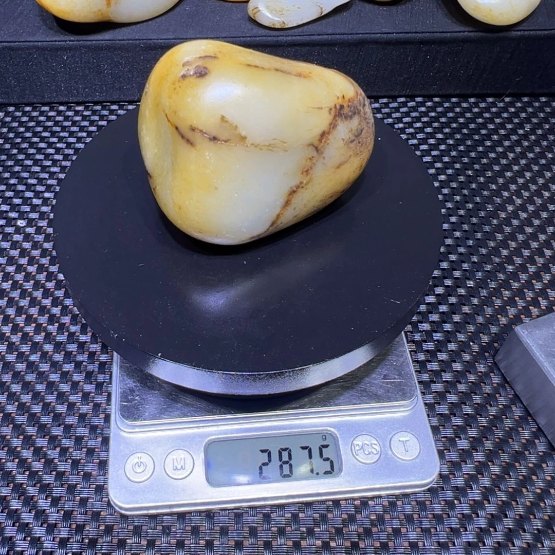 和田玉（子料）未镶嵌吊坠(不含链)287克