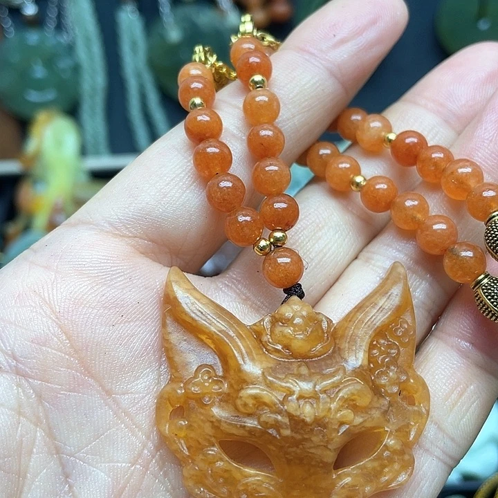 未镶嵌蛇纹石玉颈饰