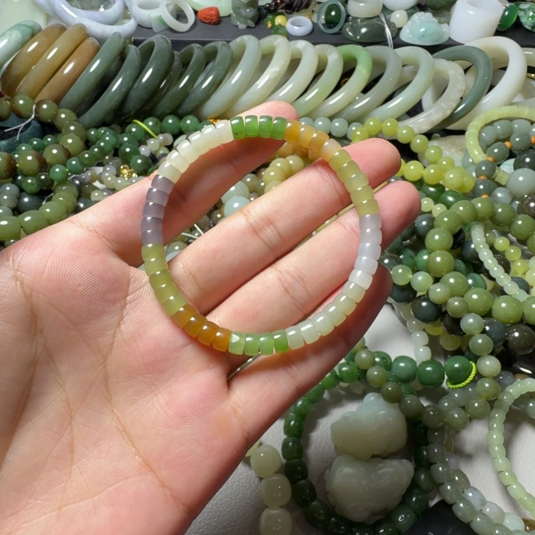 和田玉未镶嵌手串