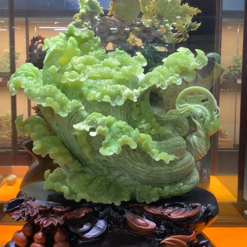 【闪购商品】蛇纹石玉未镶嵌摆件覆膜