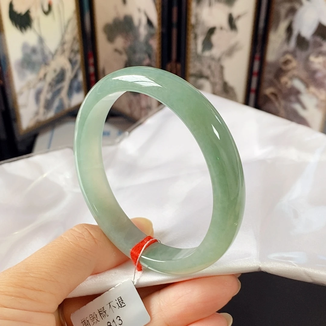 翡翠未镶嵌手镯手镯