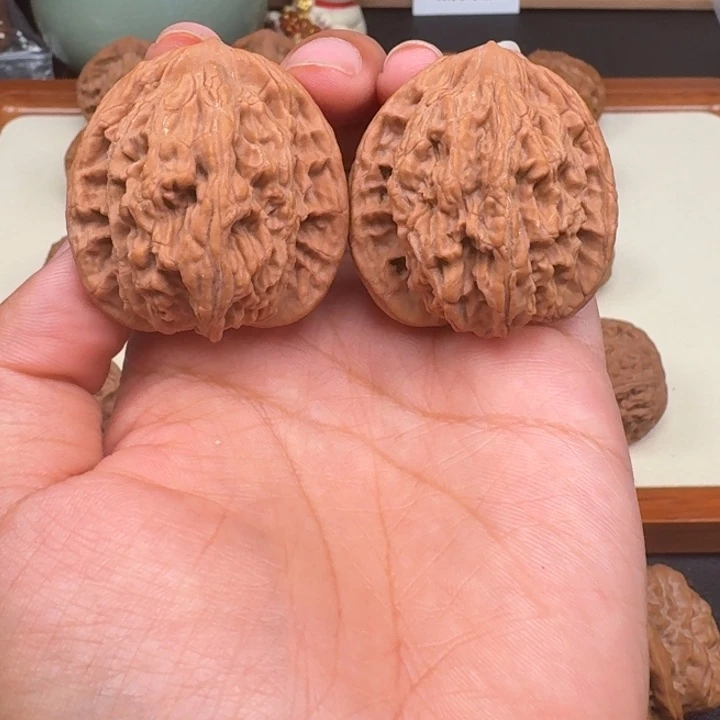 文玩核桃把件月***水麦虎全品39