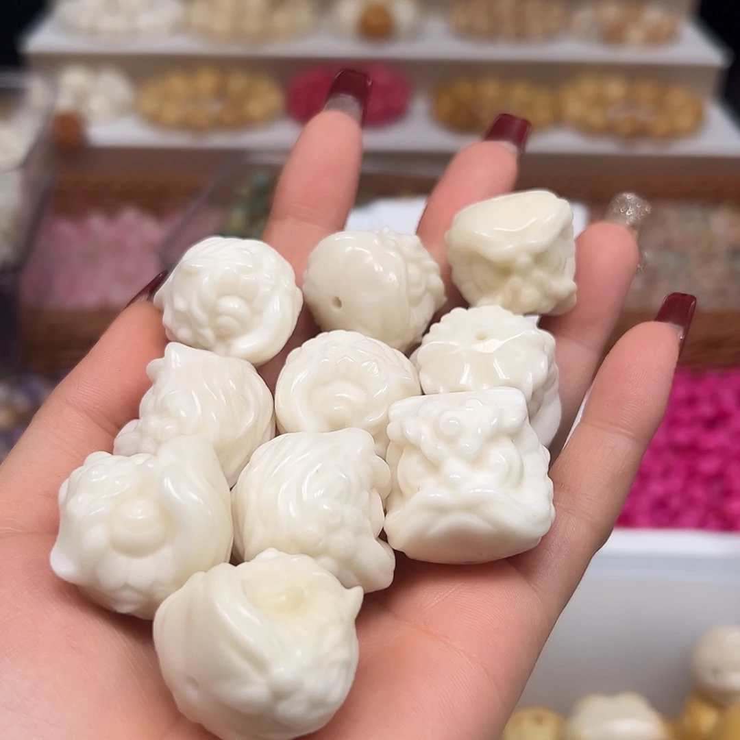 手串菩提根/象牙果微瑕白手修星师10颗有裂