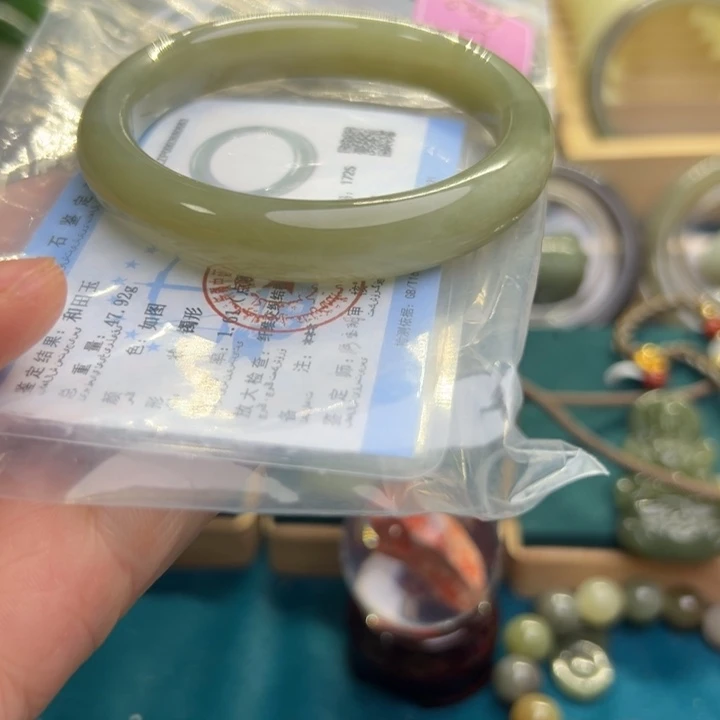 和田玉手镯未镶嵌57圈围80683