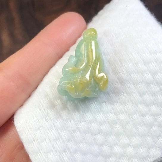 翡翠未镶嵌颈饰缅甸A货，每天下午1点半开播