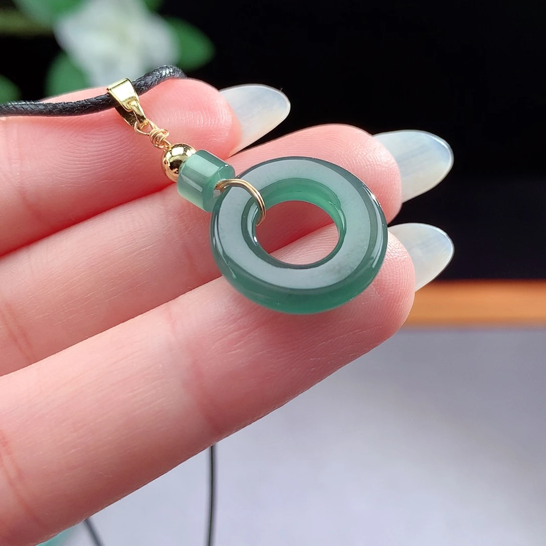 未镶嵌手镯（圆镯）翡翠