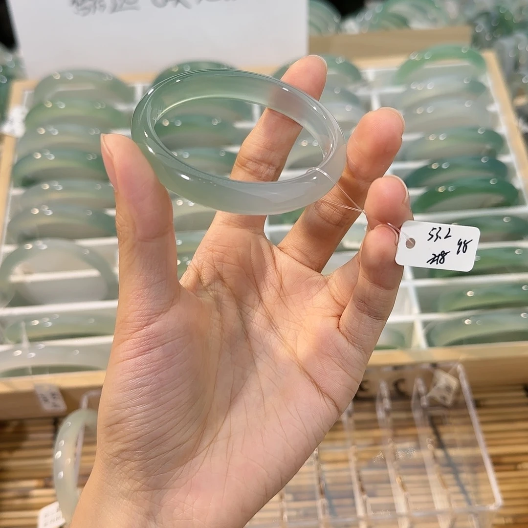 玛瑙/玉髓未镶嵌手镯圈口53.2