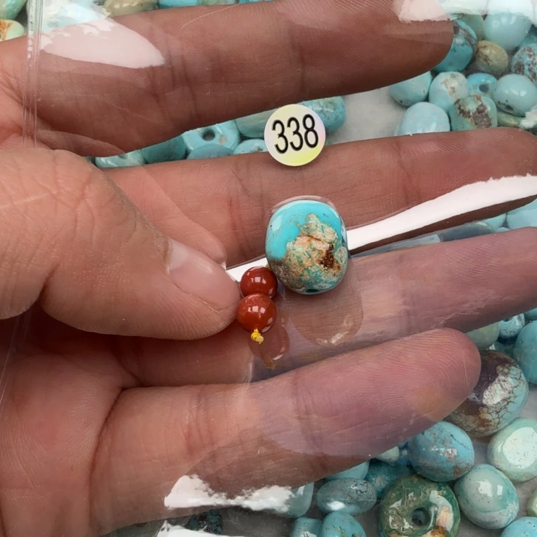 南红玛瑙未镶嵌珠宝奇石