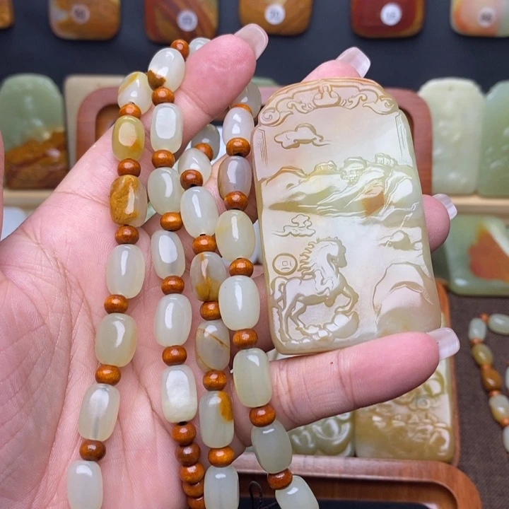 刘***玺石材俏色生肖一套