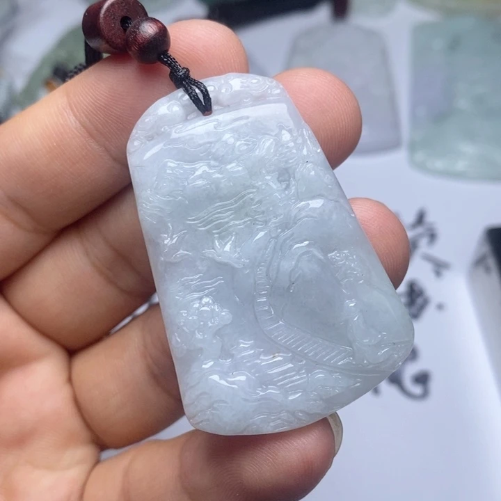 颈饰未镶嵌翡翠翡翠