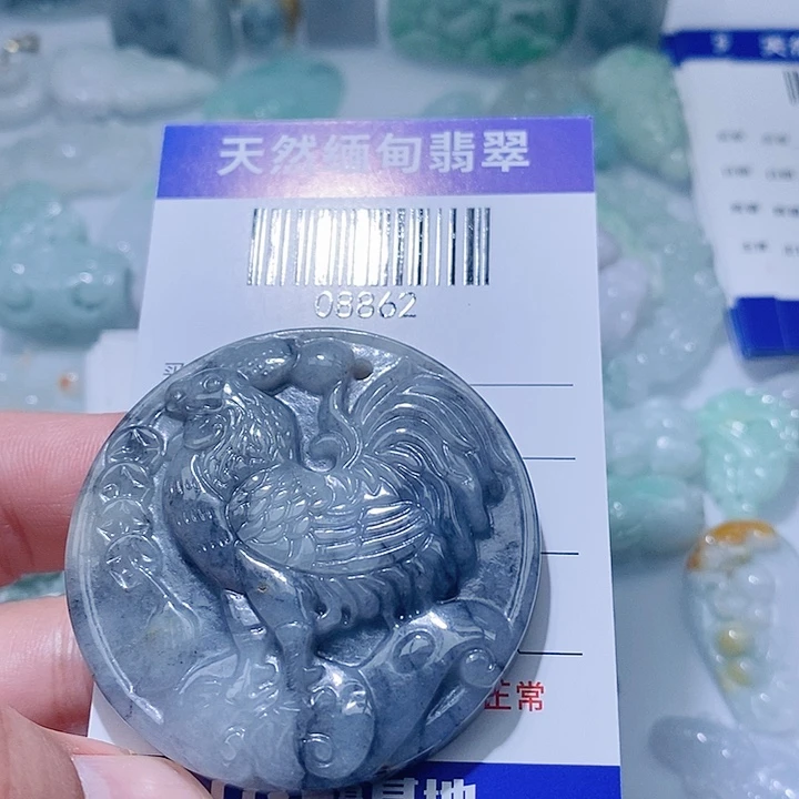 翡翠未镶嵌颈饰天光墟翡翠市场现金代购