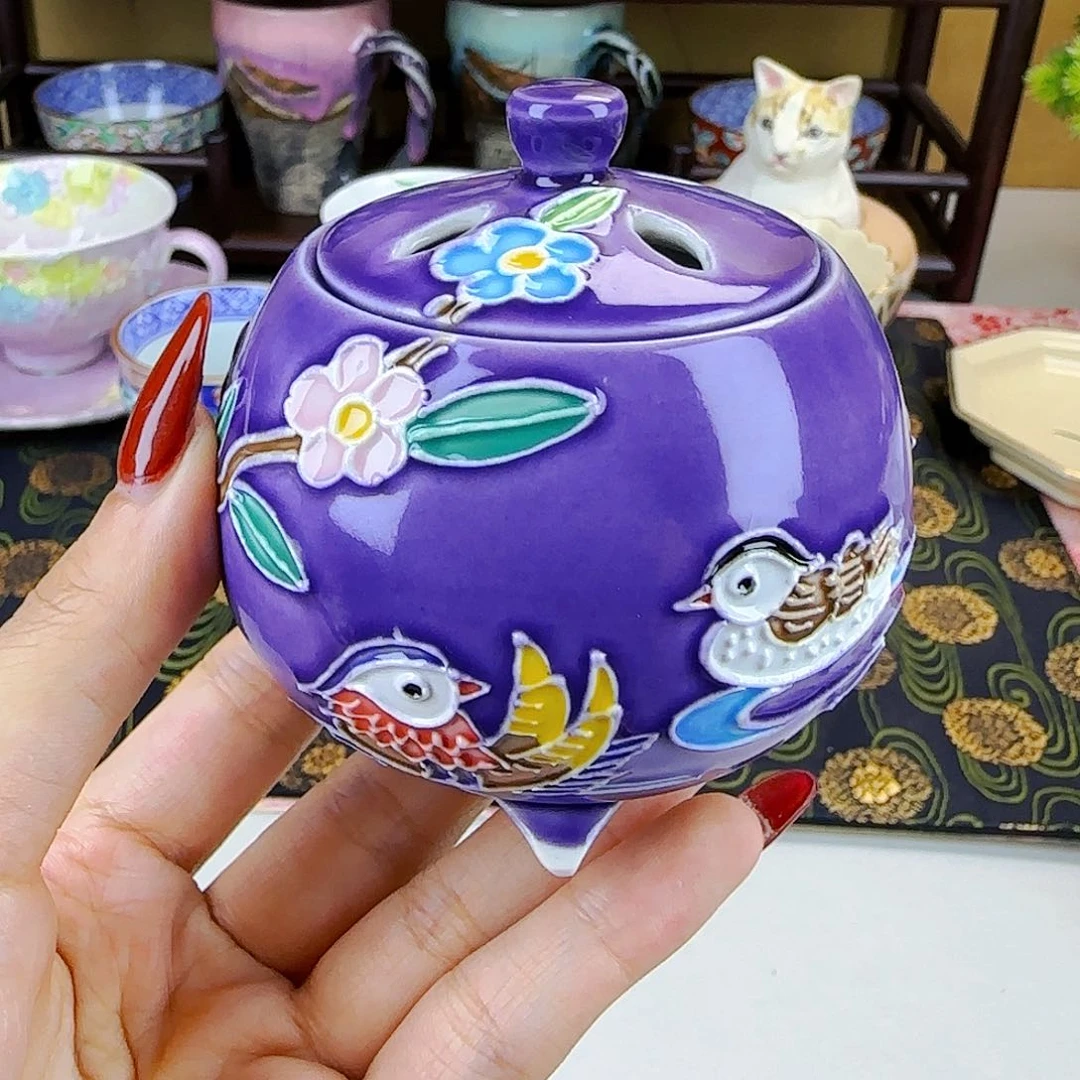 他家茶具瓷器真美！