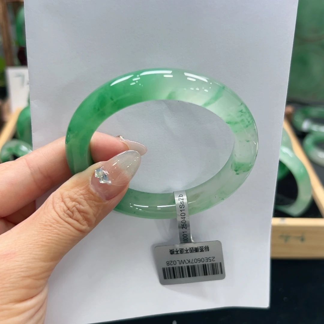 石英质玉手镯未镶嵌➕佳佳5657