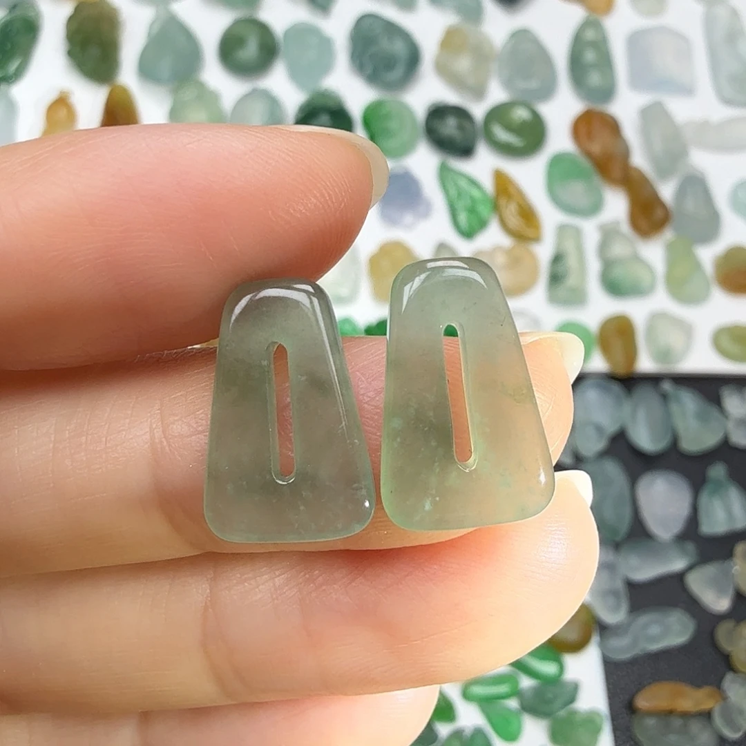 定制翡翠未镶嵌方扣