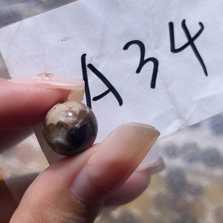 琥珀未镶嵌裸石12.2福利