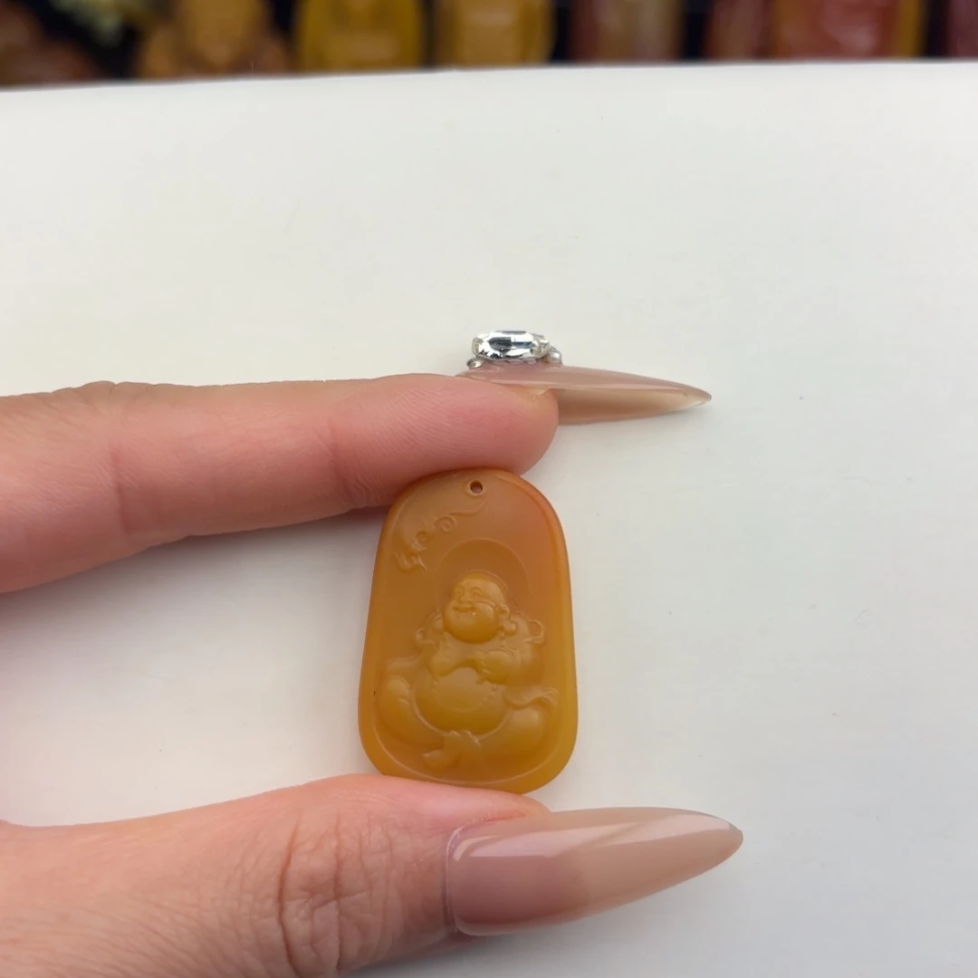 船***长未镶嵌黄蜡石挂件石英质玉