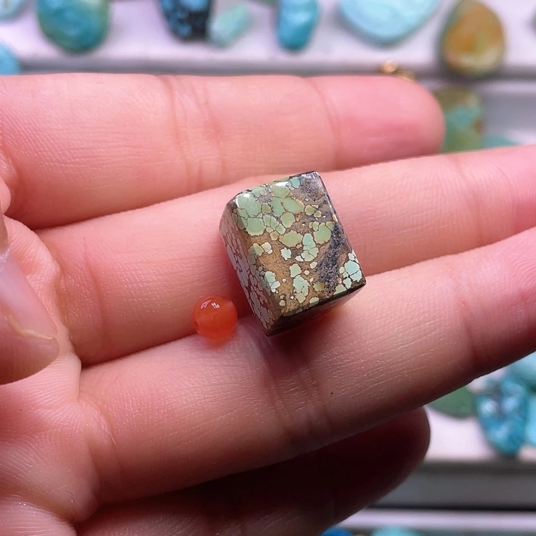 南红玛瑙未镶嵌颈饰