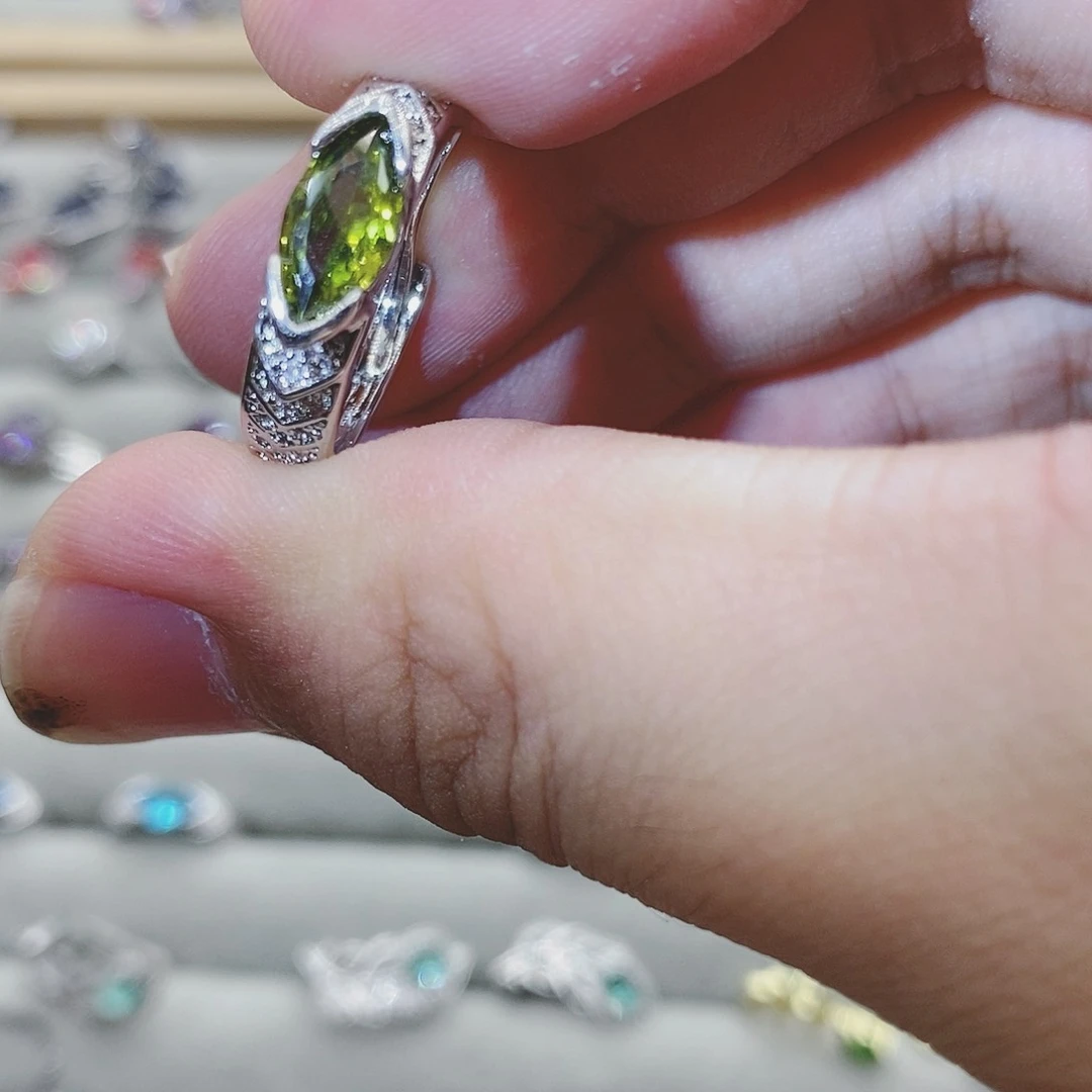 【闪购商品】水晶戒指银S925镶嵌