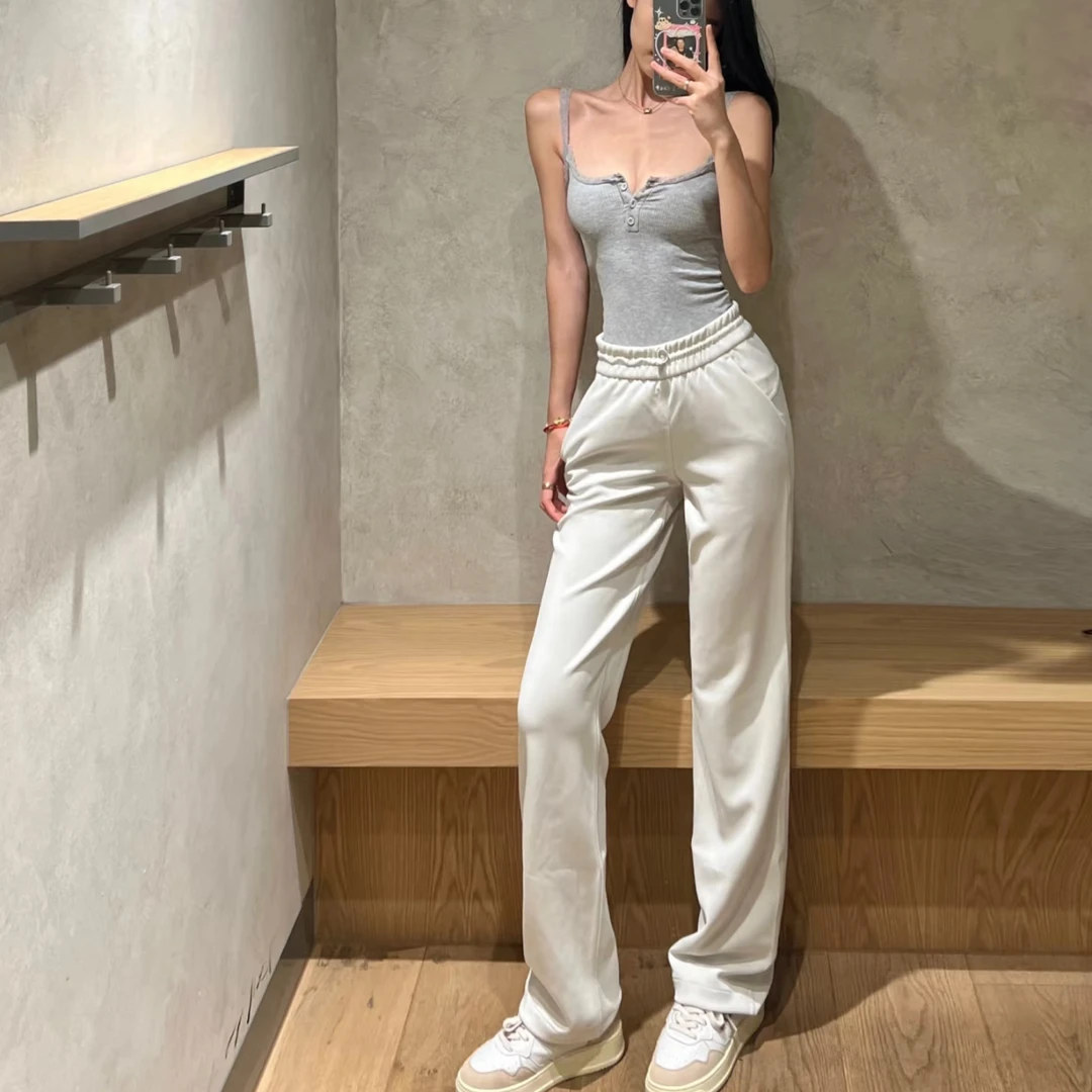 lulu 高腰显瘦Soft直筒神裤 一样