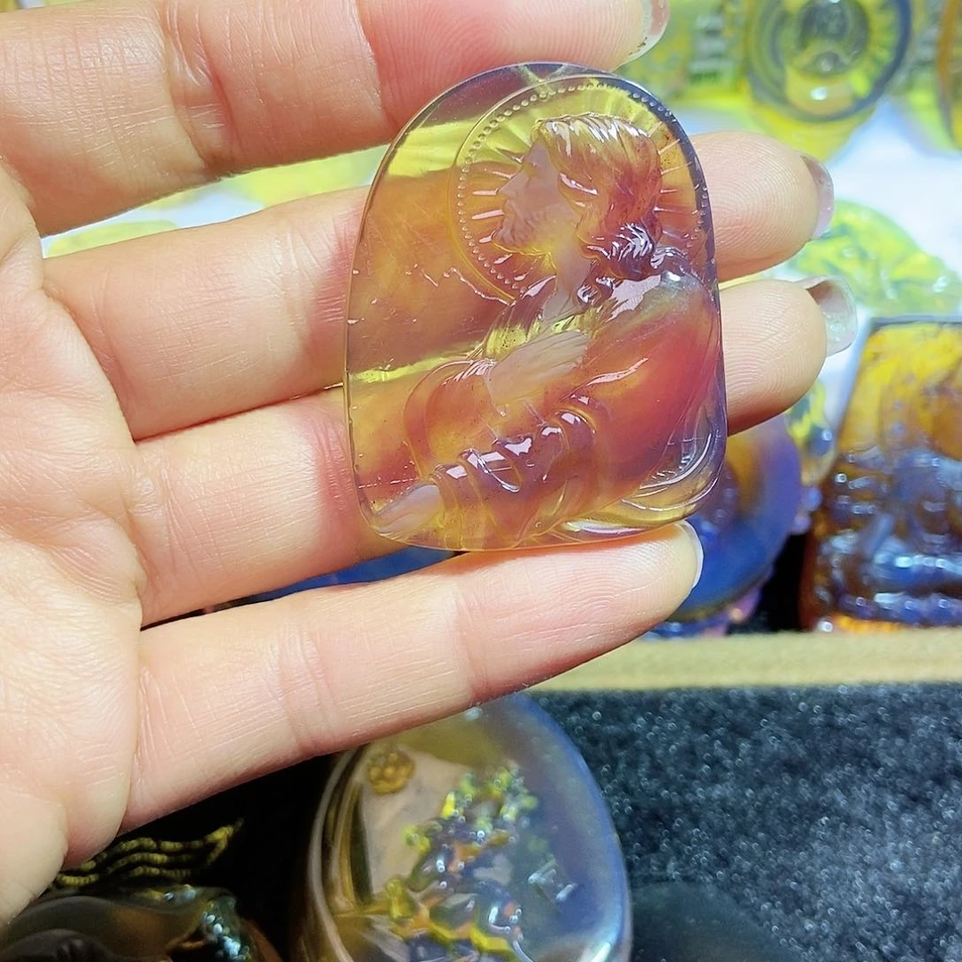 琥珀颈饰未镶嵌琥珀