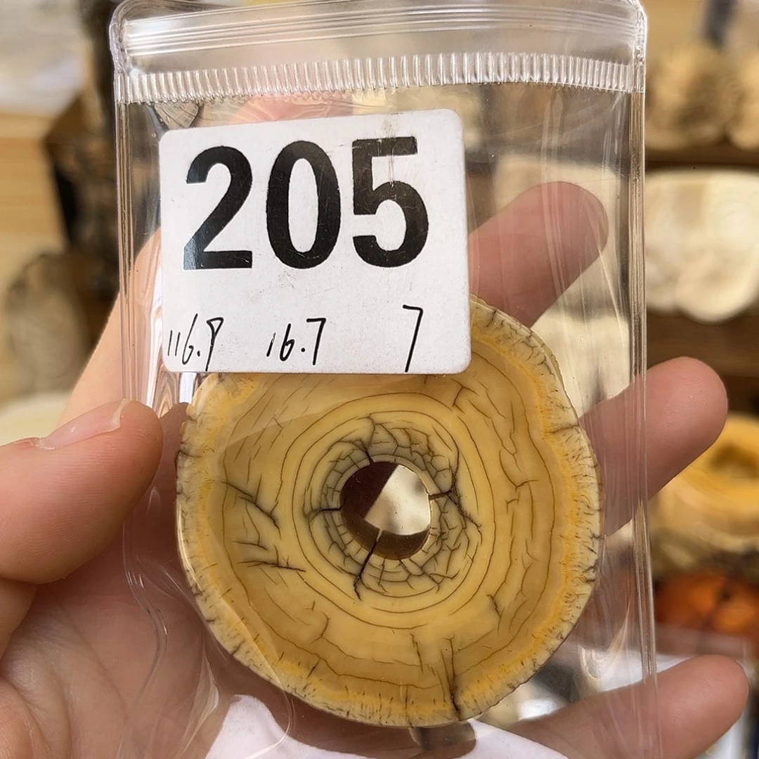 篆*君天然猛犸牙瑕疵品