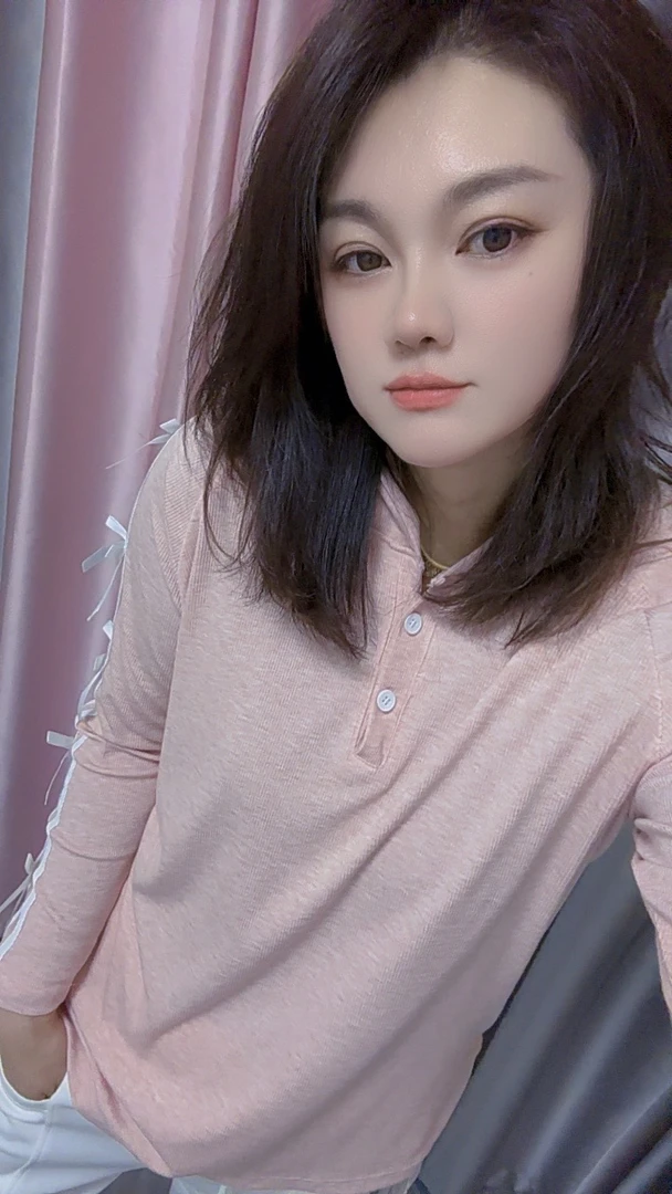 8262欧货2025春新款重工立体蝴蝶结连帽长袖T恤上衣帽衫