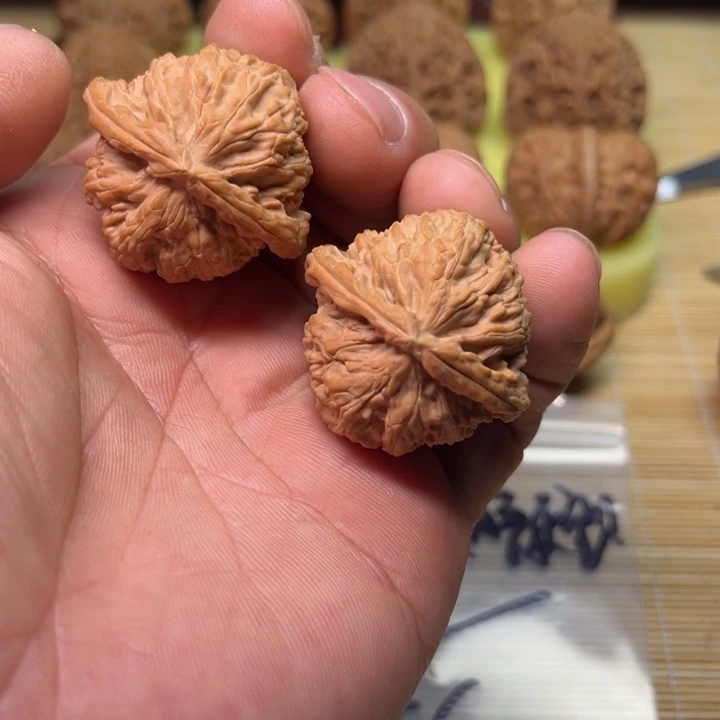 把件桃核全品无修白狮子36.5