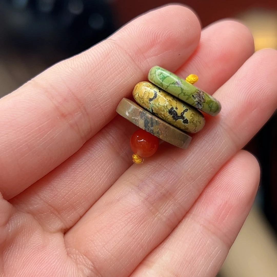 南红玛瑙未镶嵌珠宝奇石