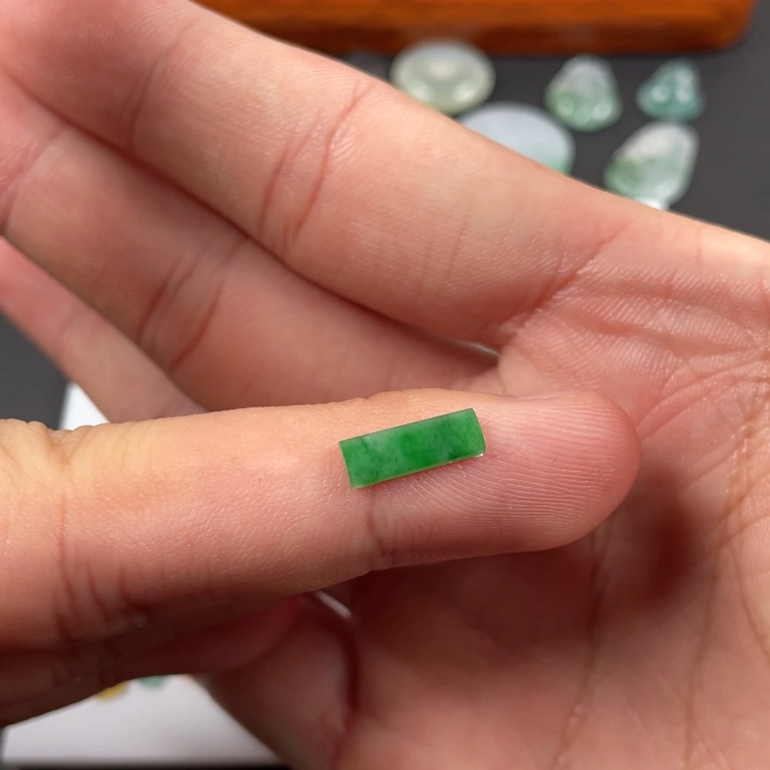 翡翠未镶嵌挂件翡翠珠宝翡翠珠宝