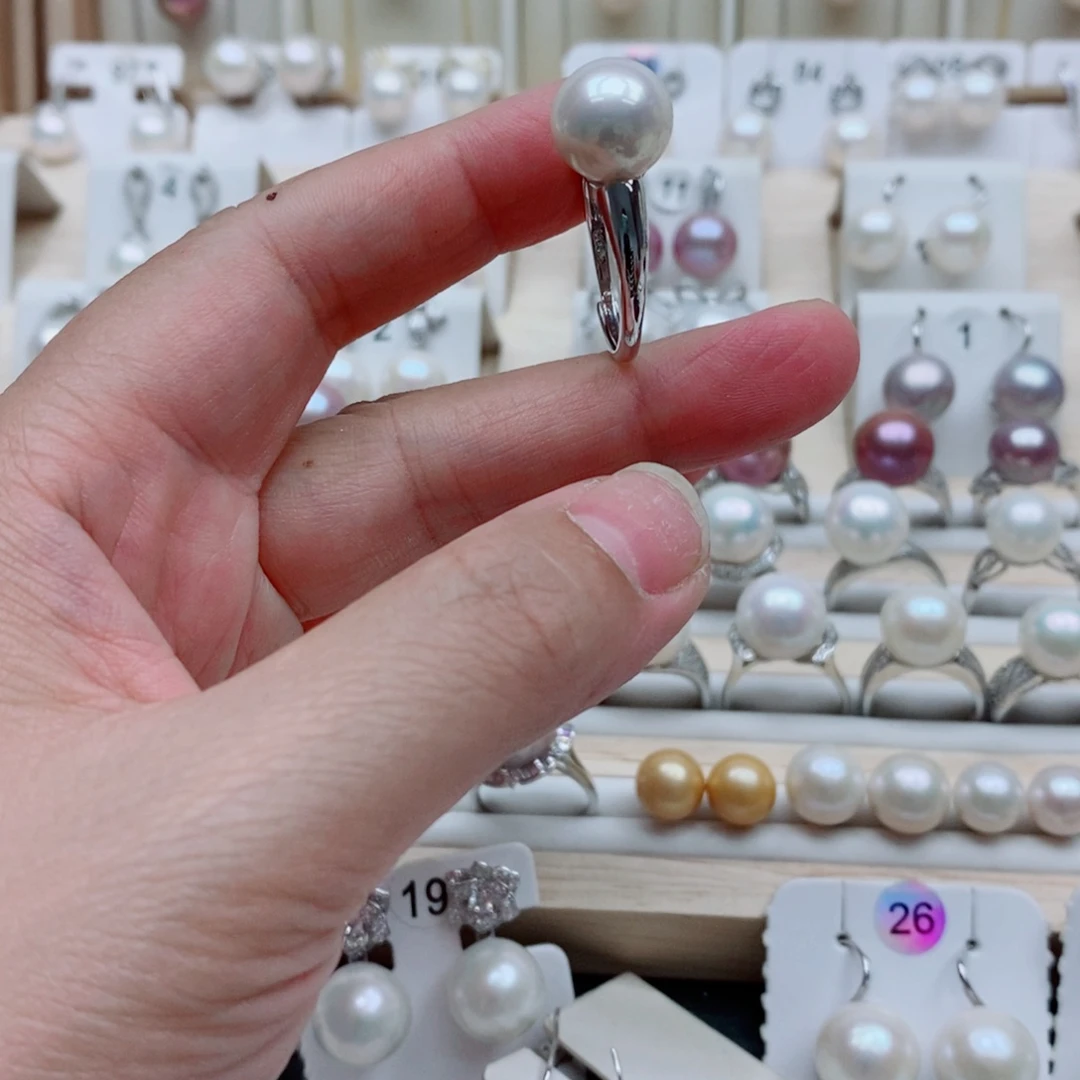 银S925镶嵌淡水珍珠耳饰