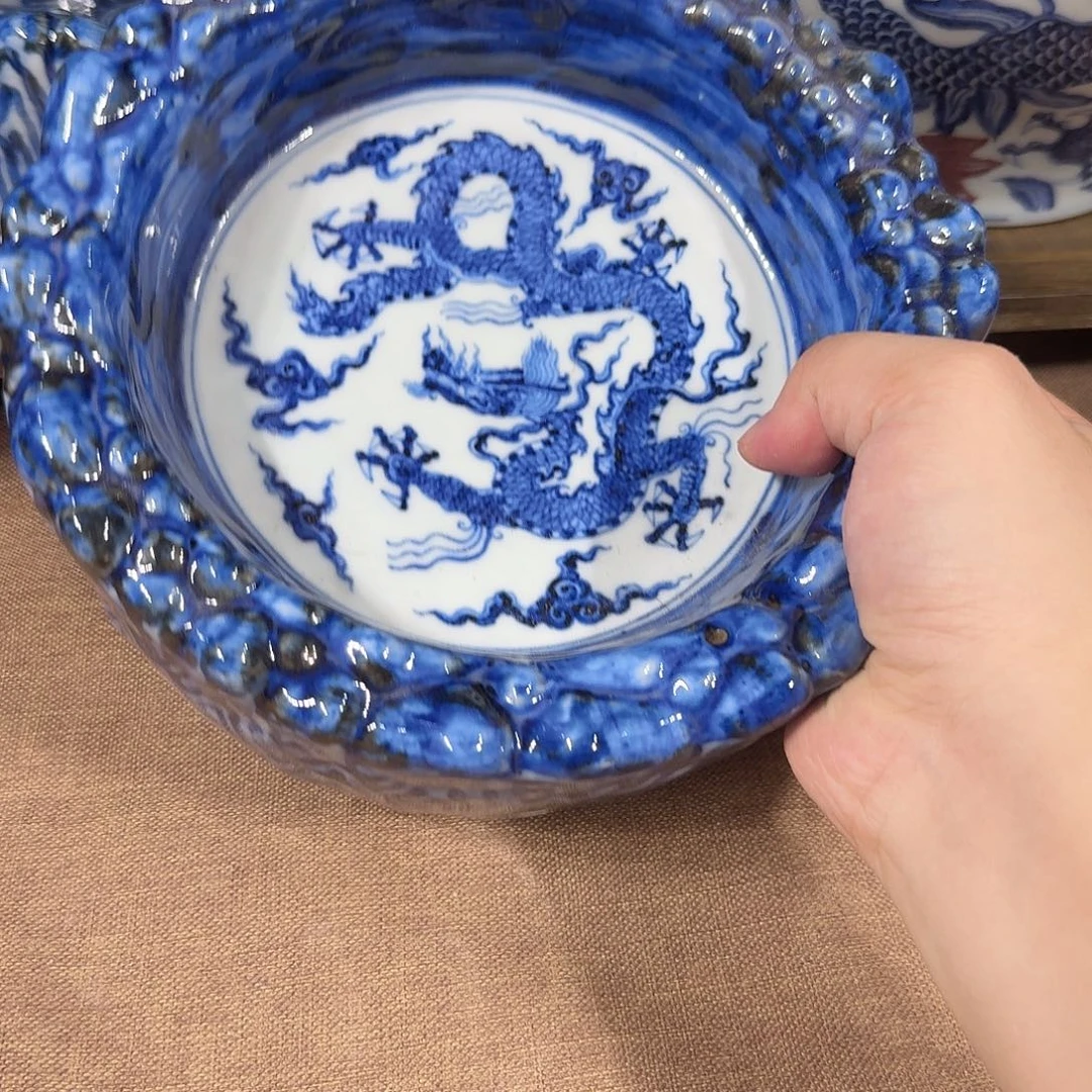 M***夏摆件宇泽堂龙纹烟灰缸