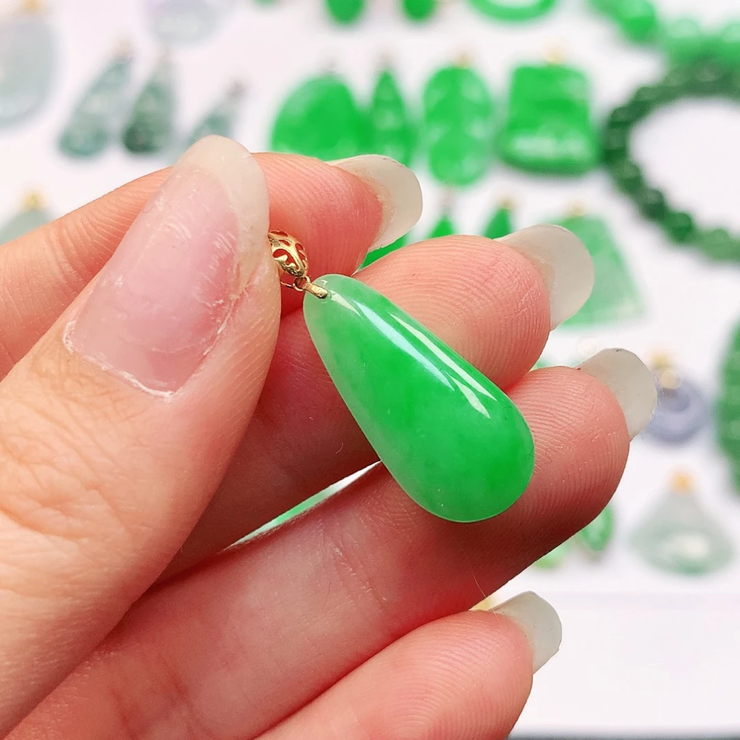 吊坠(不含链)18K金镶嵌翡翠