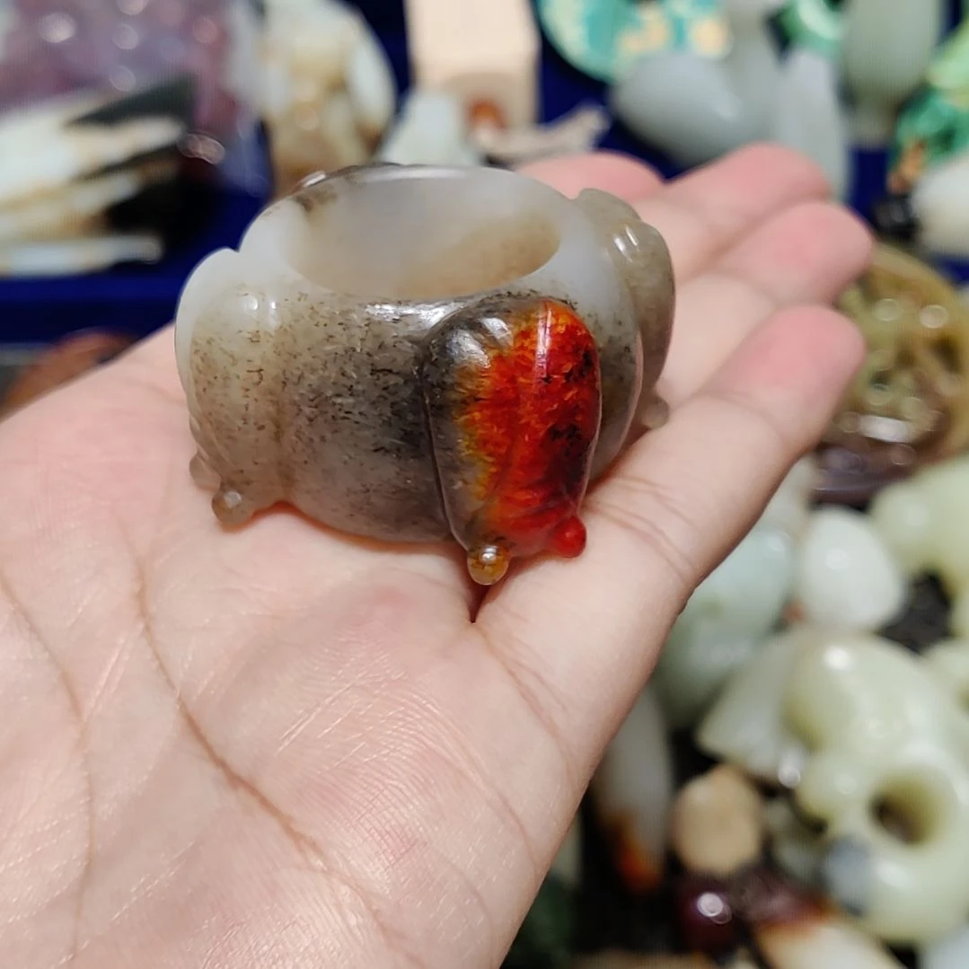 大***象透闪石质玉未镶嵌颈饰