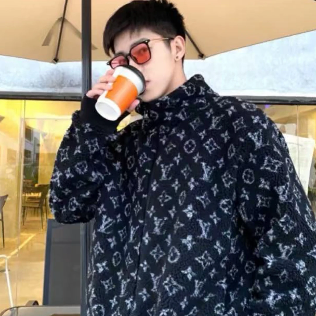95新 LouisVuitton/路易威登 yyy 黑色老花泰迪外套 L码 601884