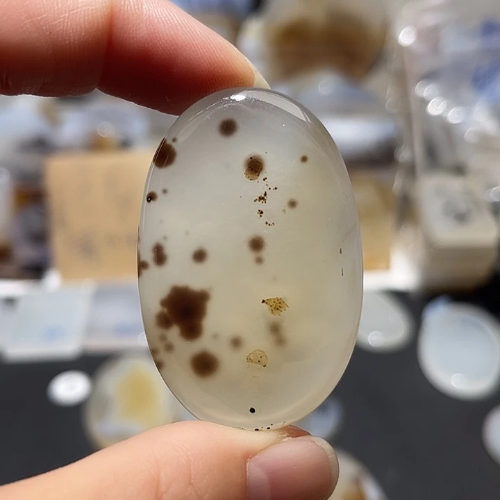 未镶嵌颈饰玛瑙/玉髓